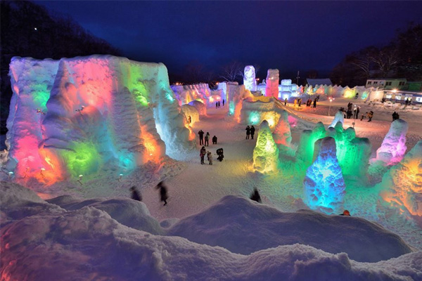 Lake Shikotsu Illumination and Ice Festival